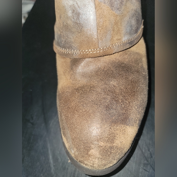 Donald Pilner, size 11, women's, soft two-tone brown suede boots. In box. - Picture 8 of 8